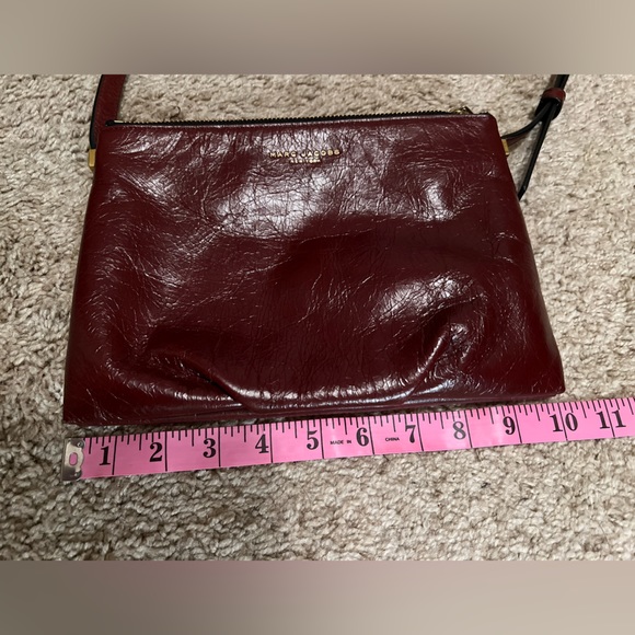 Marc Jacobs Burgundy Leather Crossbody Bag - Picture 5 of 16